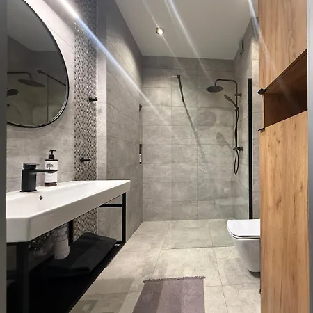 Ukiel Park Apartment *